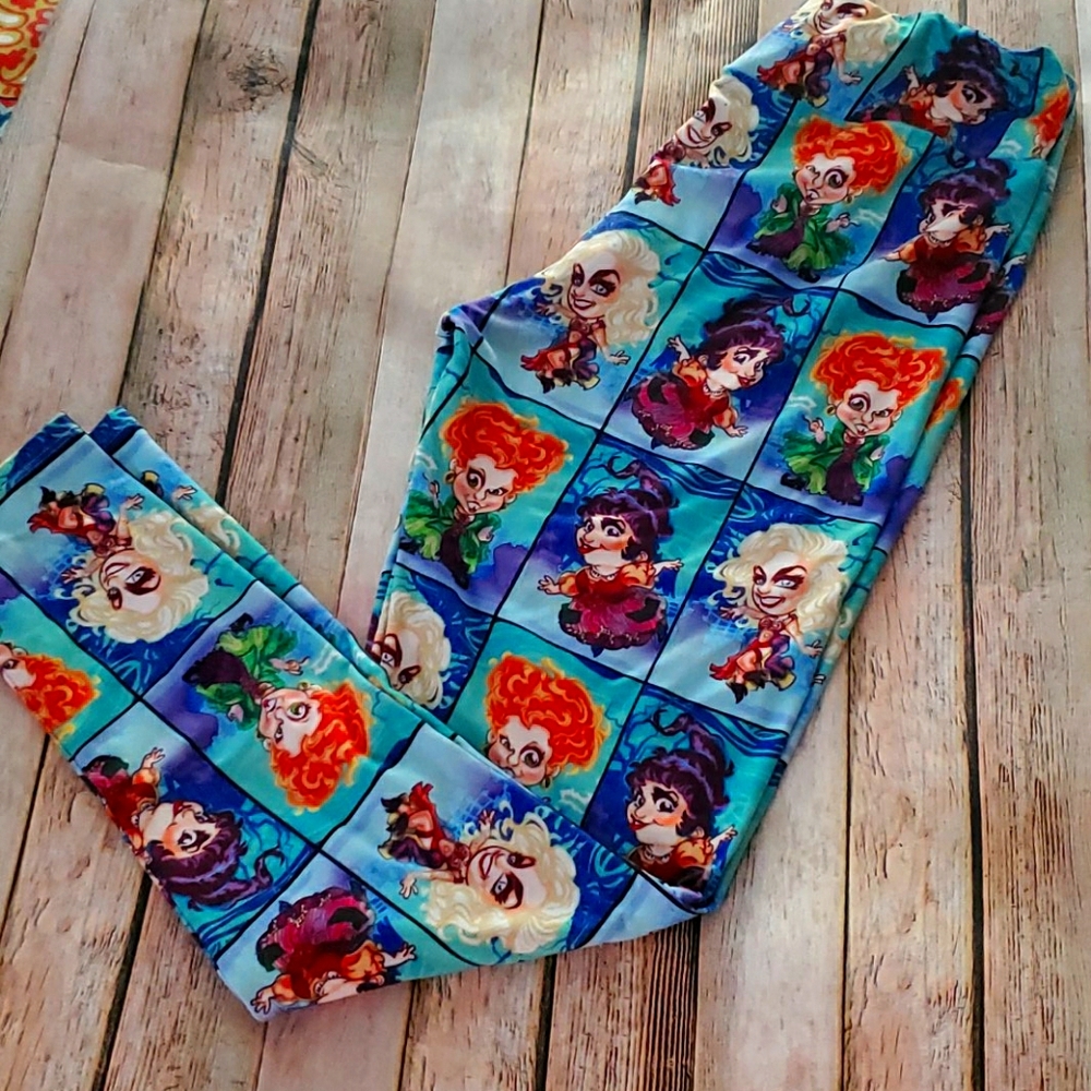Hocus-pocus inspired leggings